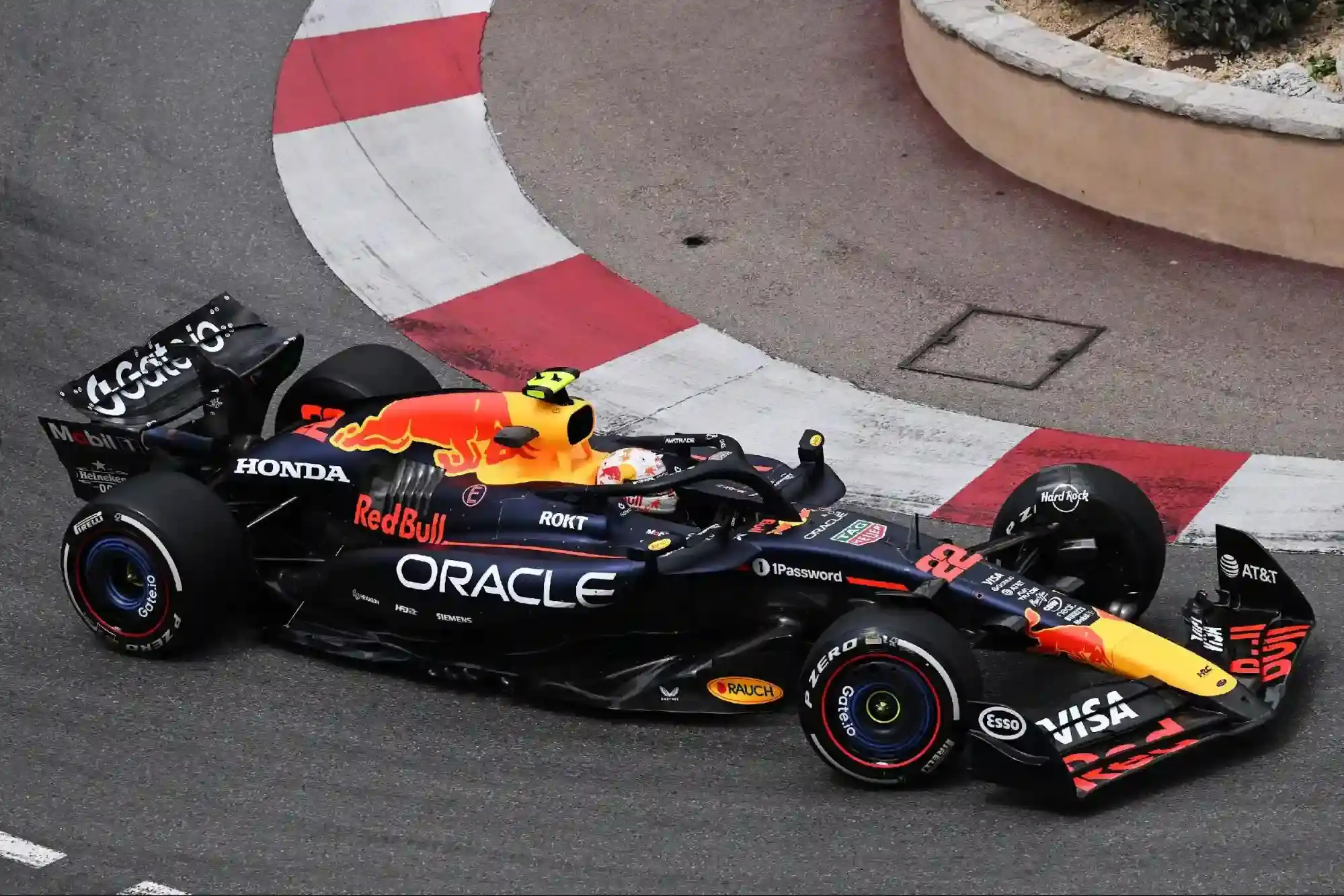 布拉德皮特F1电影票房破亿 币圈赞助商F1合作盘点